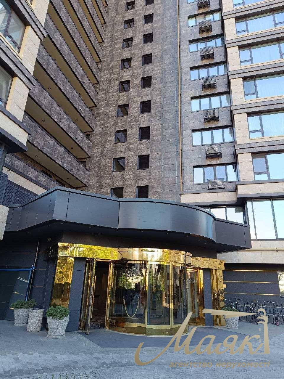 Sale of 1-room apartment 61m2, Premium Class Residential Complex "Obolon Residences" Obolon