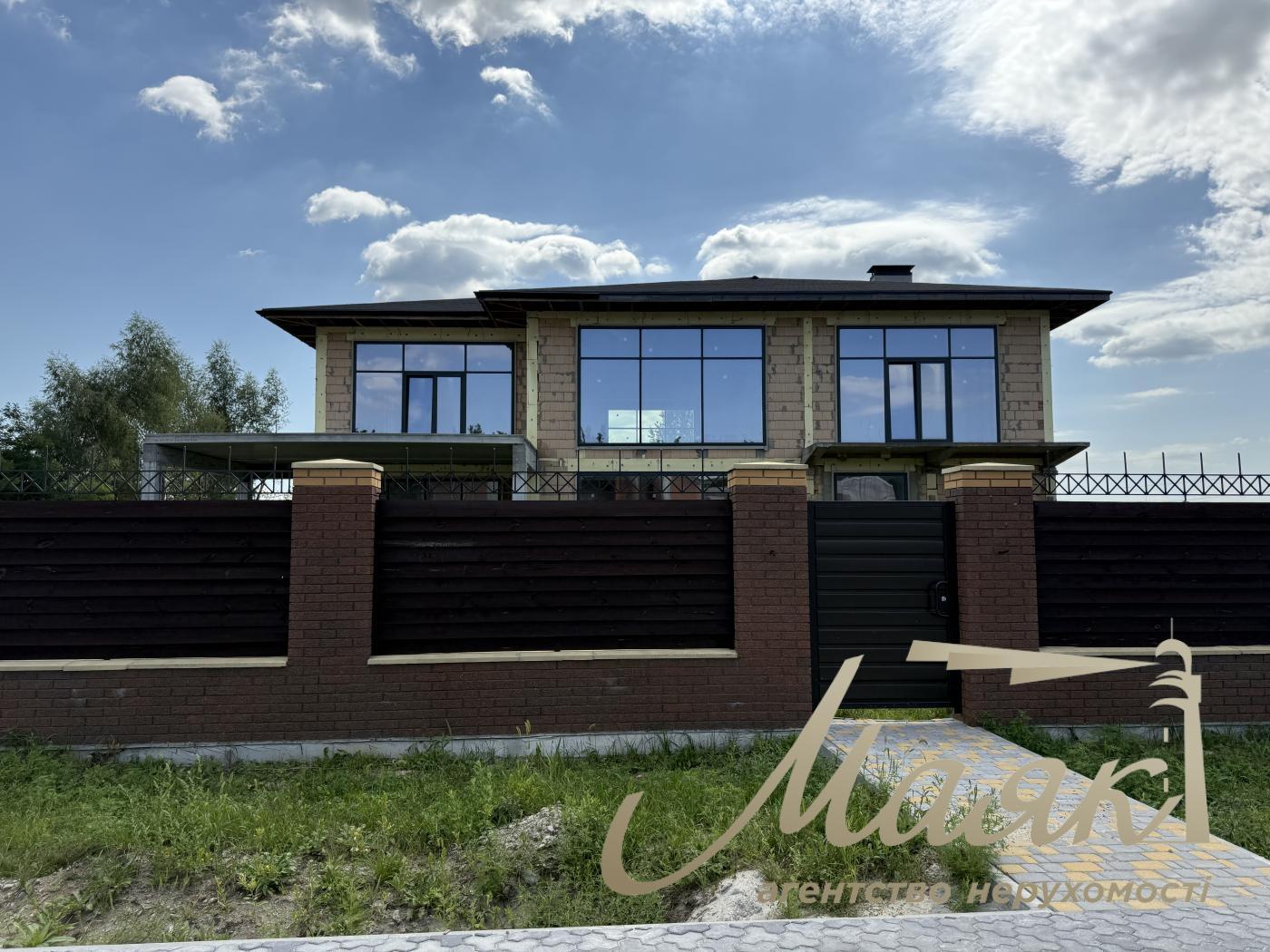 Продажа дома в КГ «Ясный Хутор» — 467 м² с. Ходосовка, терраса, балконы, панорамный вид