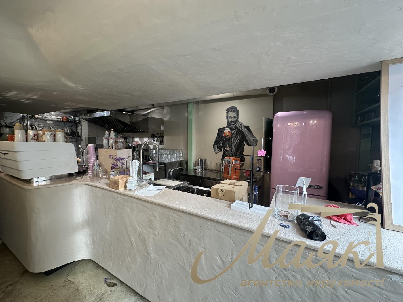 Оренда приміщення (65м2) по вул. Володимирська 69