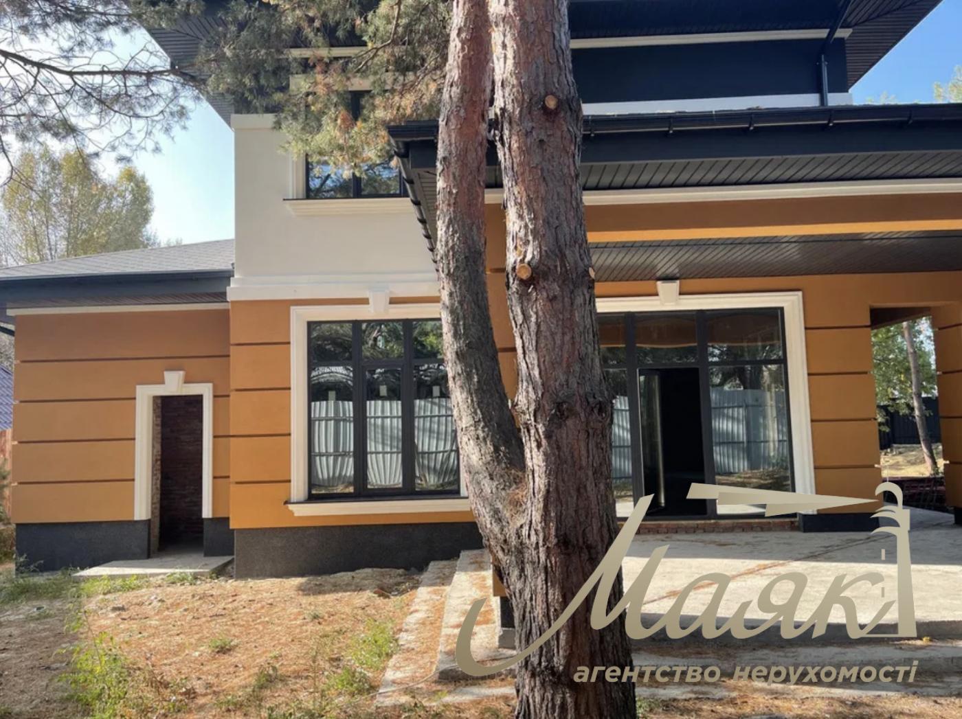 Продаж будинку 350м2 с.Козин. Б.Дамба-2 км. Сучасний будинок з басейном на ділянці з соснами!