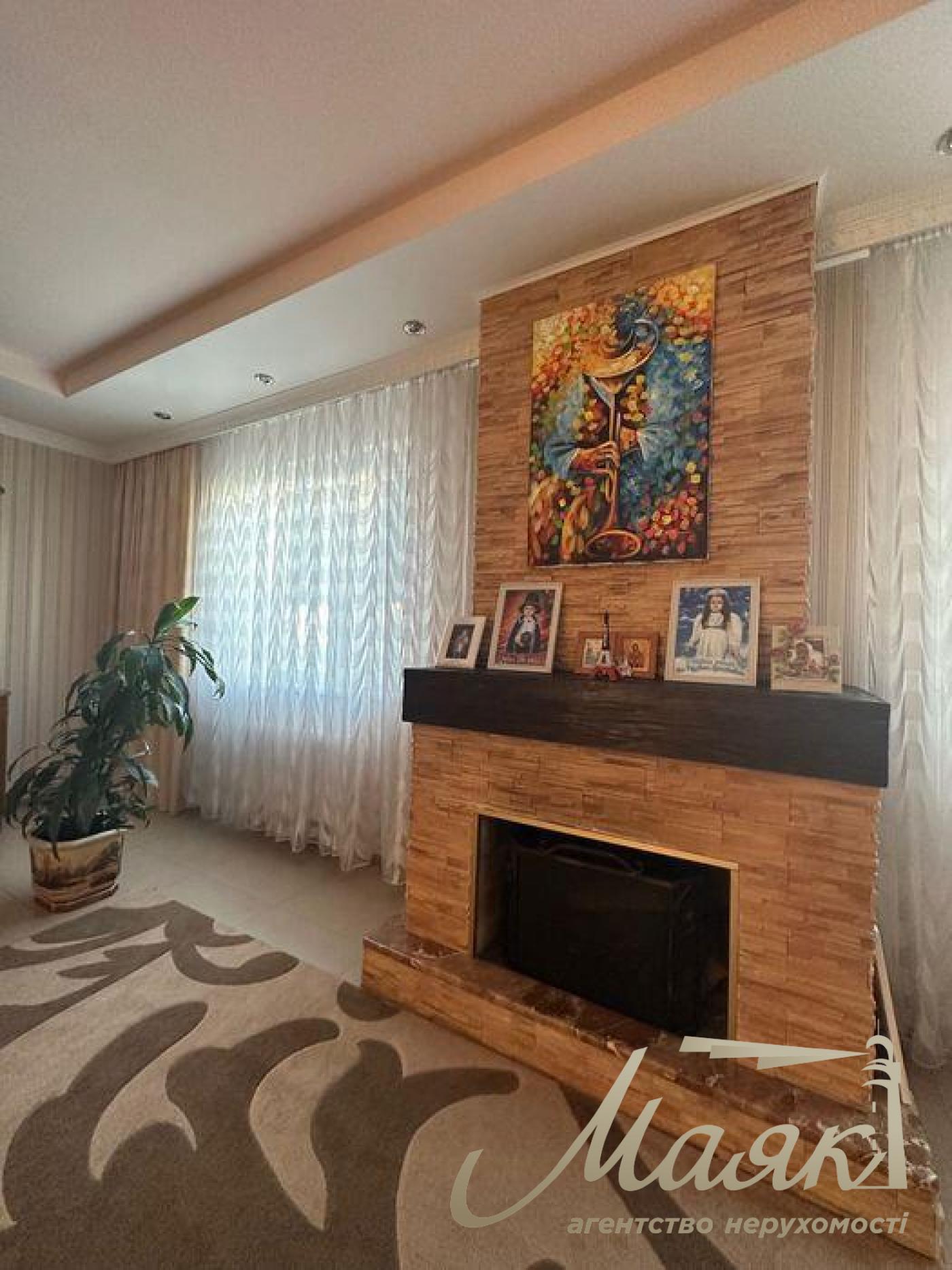 Продаж 2х-поверхового будинку 247м2 Київська область, Обухів, с. Лукавиця