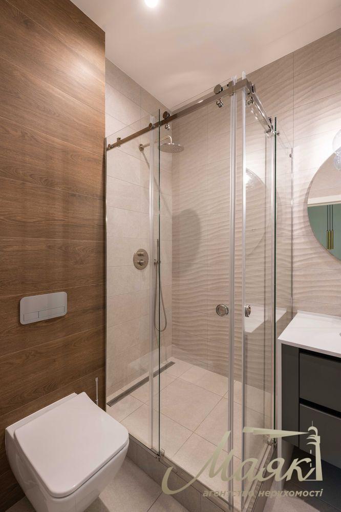 Rent two-storey penthouse with terrace in Pecherskaia