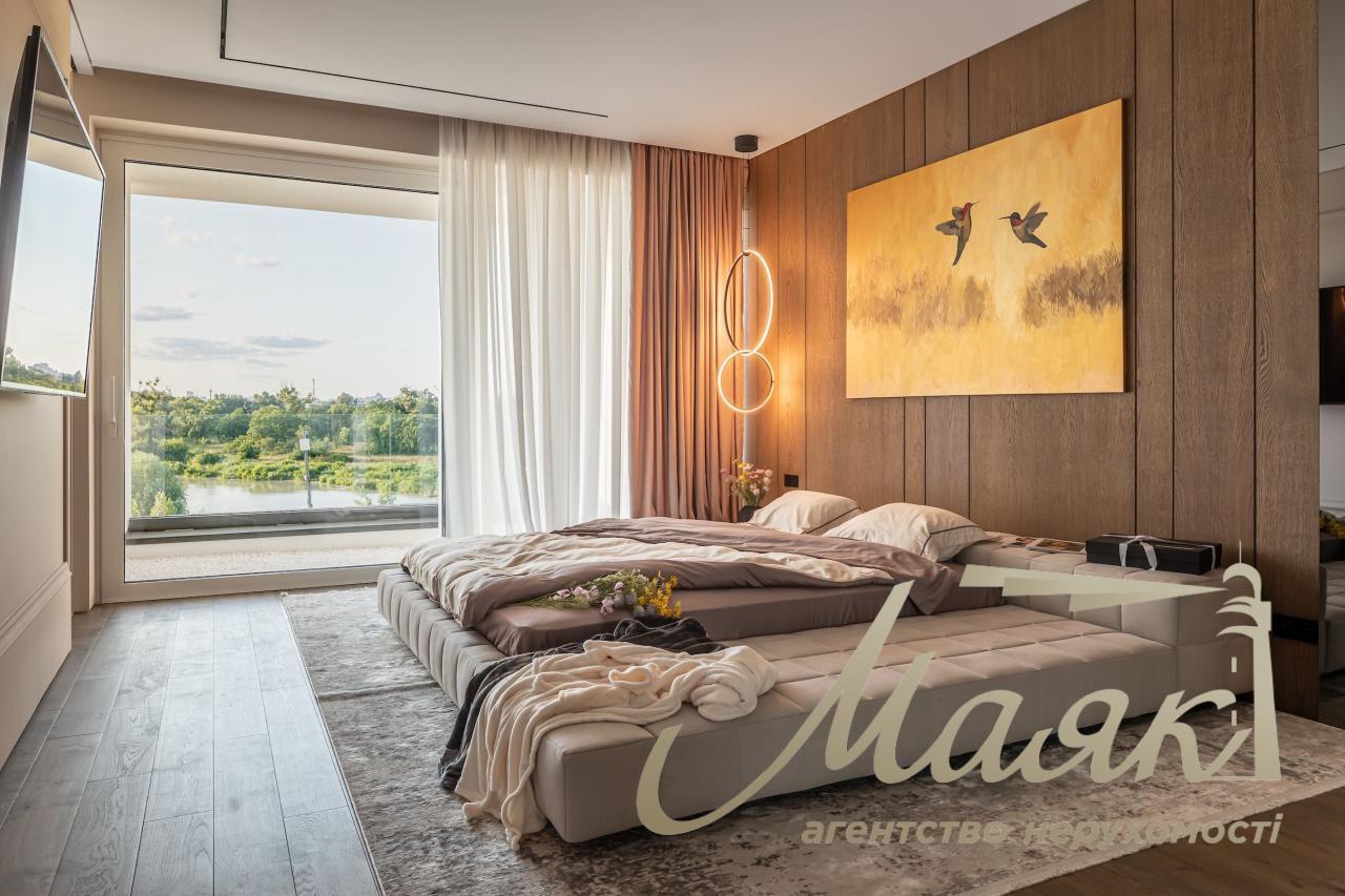 Продажа дуплекса с ремонтом в КГ "Конык" (Голосеевский р-н)