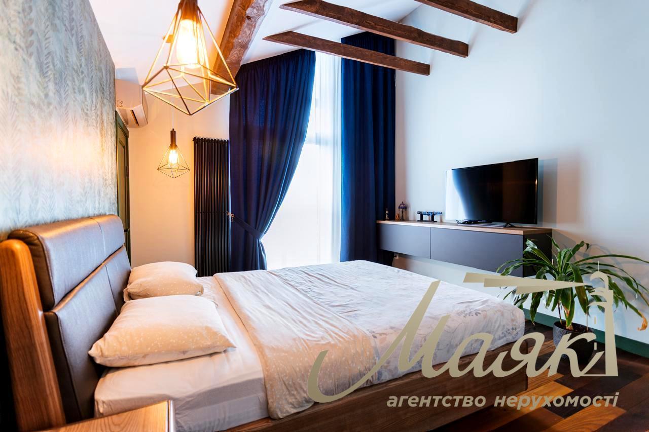 Rent a house 176m2 with. Kruglik KM "Kruglik" by the lake and coniferous forest