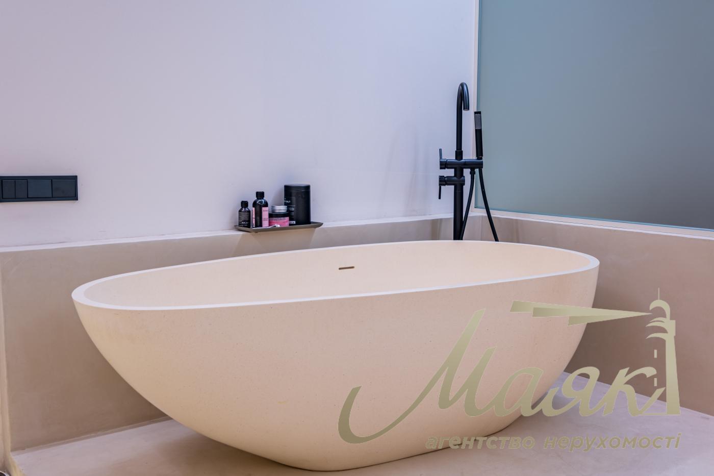 Продаж 3-кімнатної квартири ЖК Французький квартал 2