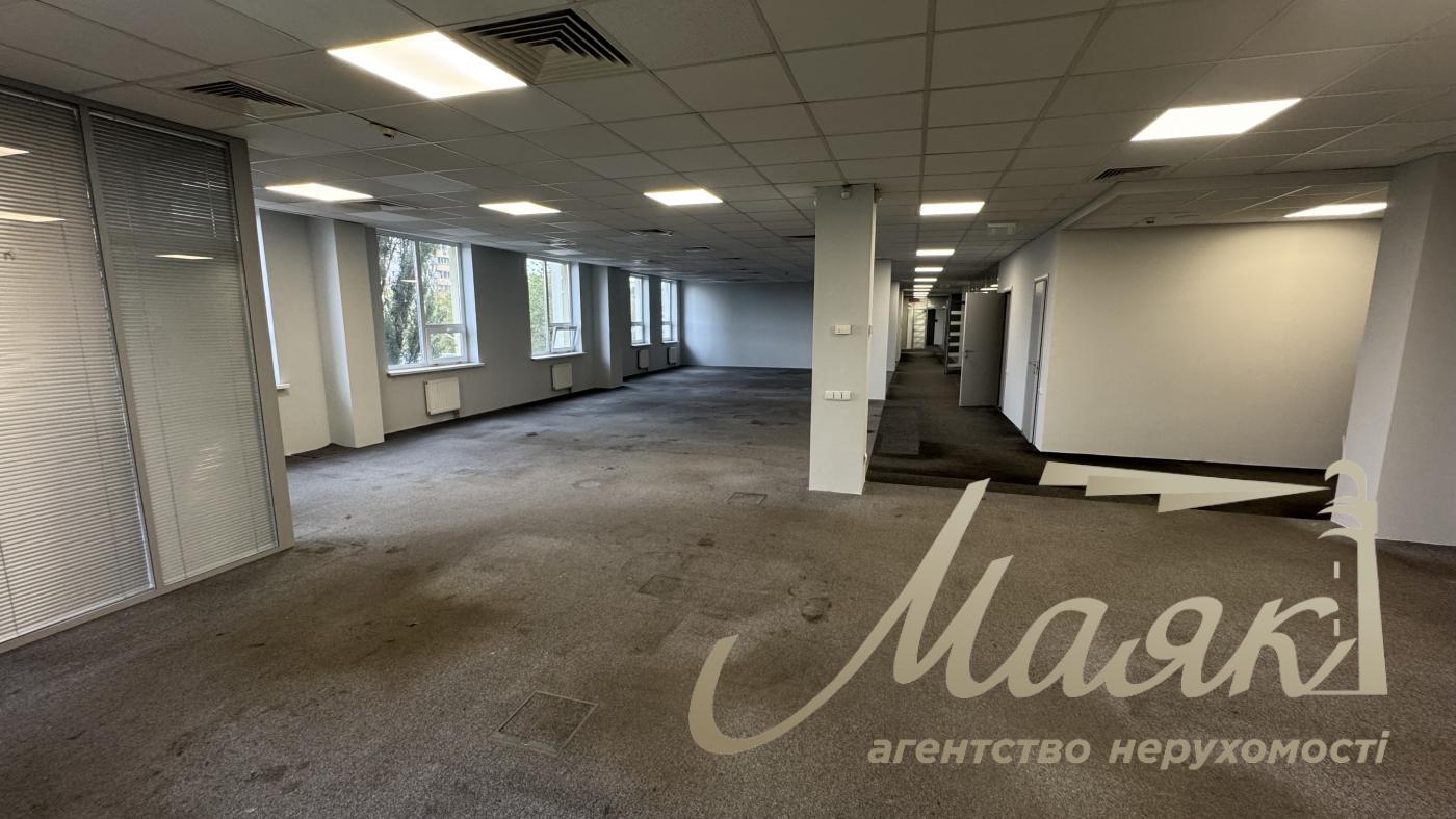 Office for rent 560 m2 in BC on Obolon, Avtozavodskaya str, Kurenevka