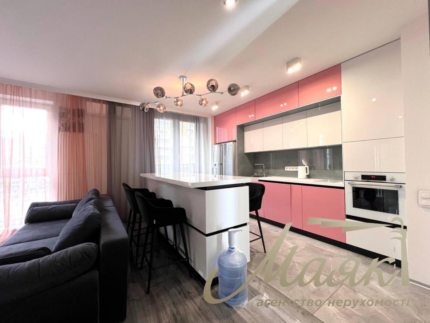 Аренда 3-х комнатной квартиры в ЖК New York Concept House, ул.Антоновича 74