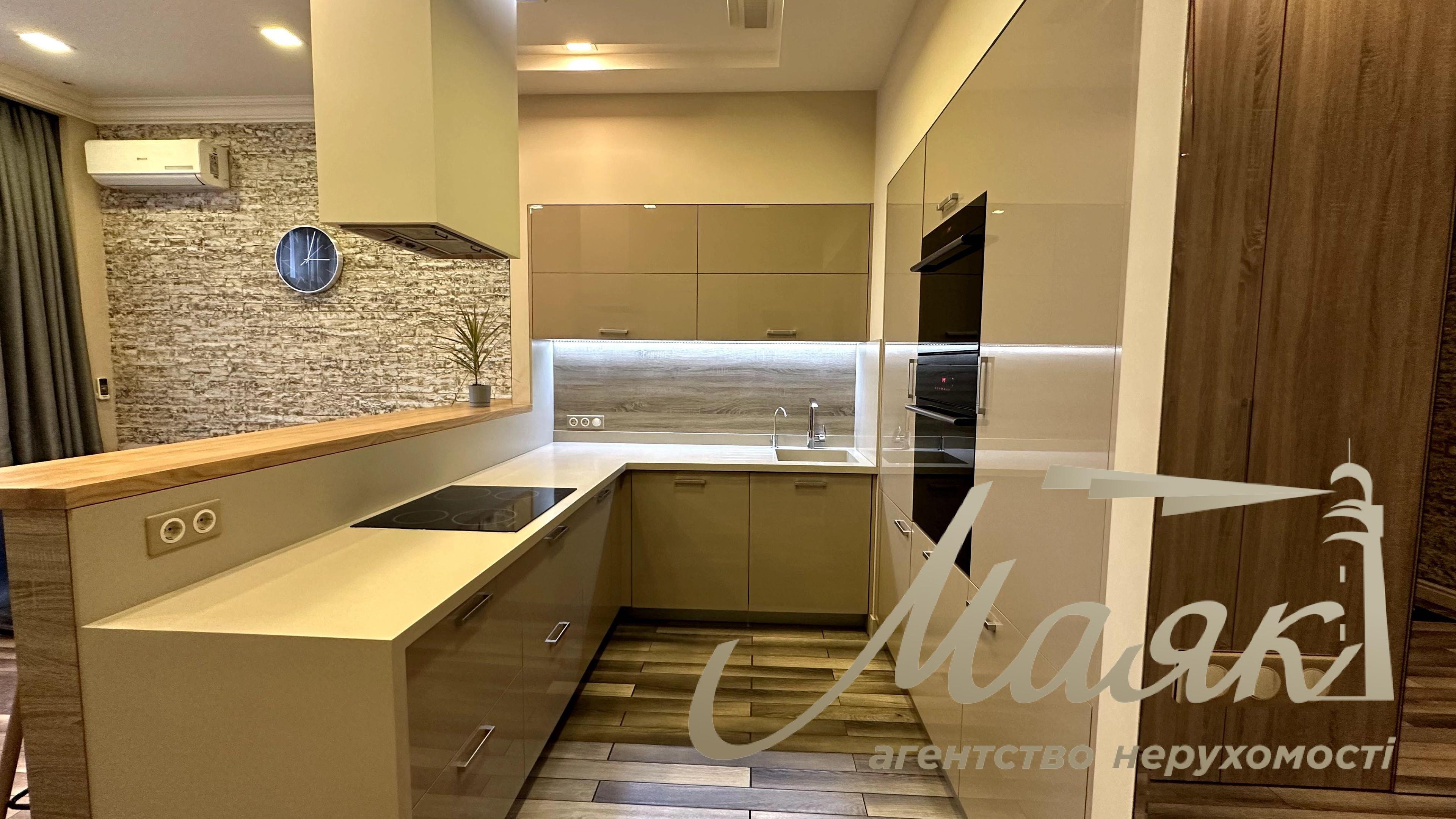 Продаж 1-кімнатної квартири 45м2 з ремонтом у ЖК "Новопечерські Липки", Печерськ.