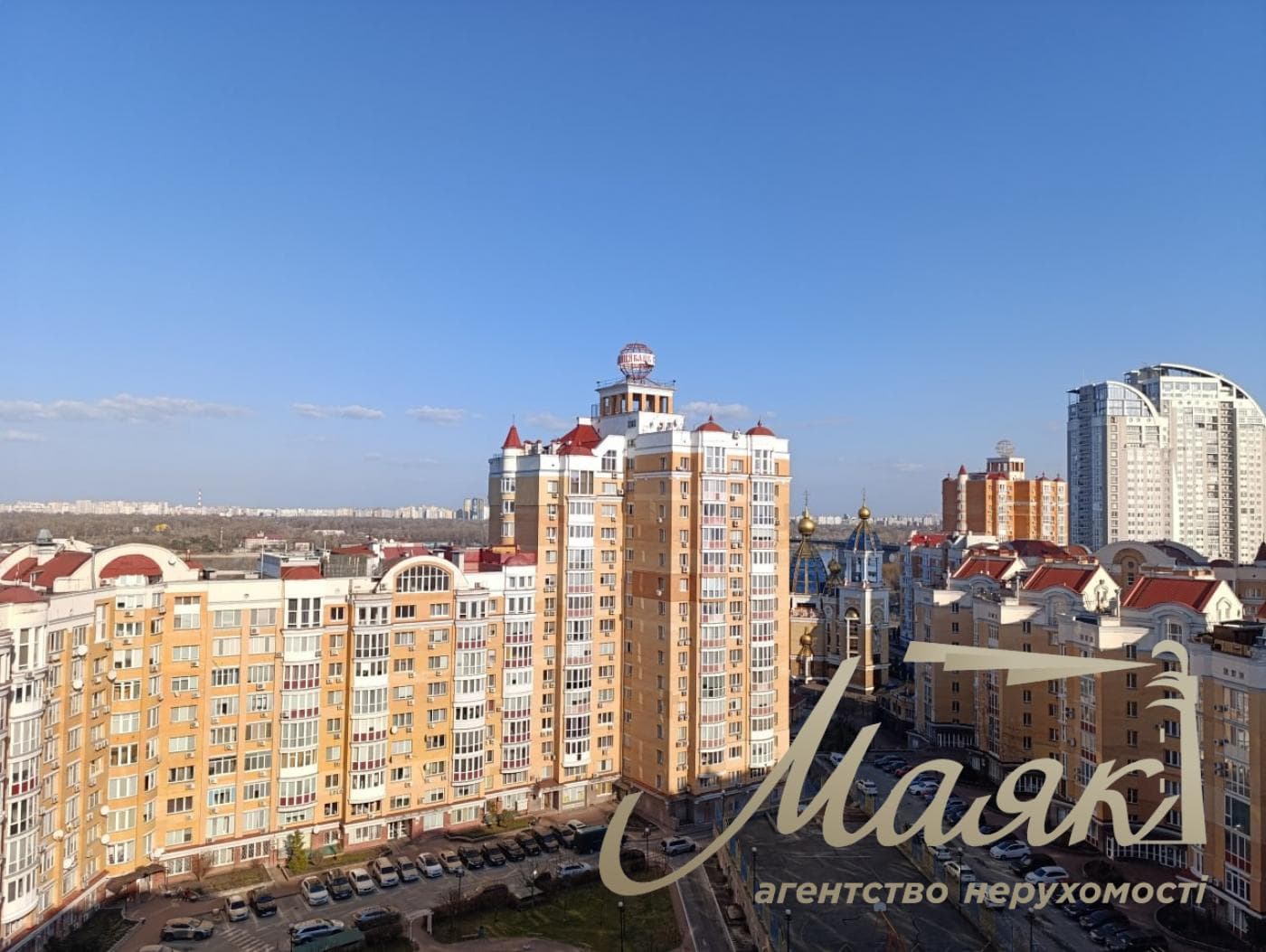 Продаж трирівневого панорамного пентхауса 327м2 в Оболонських Липках, проспект Івасюка, Оболонь