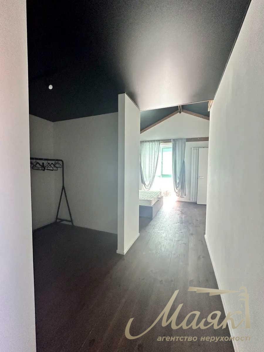 Продаж двоповерхового будинку 134м2 у с. Ходосівка, 15 хвилин до центру Києва.