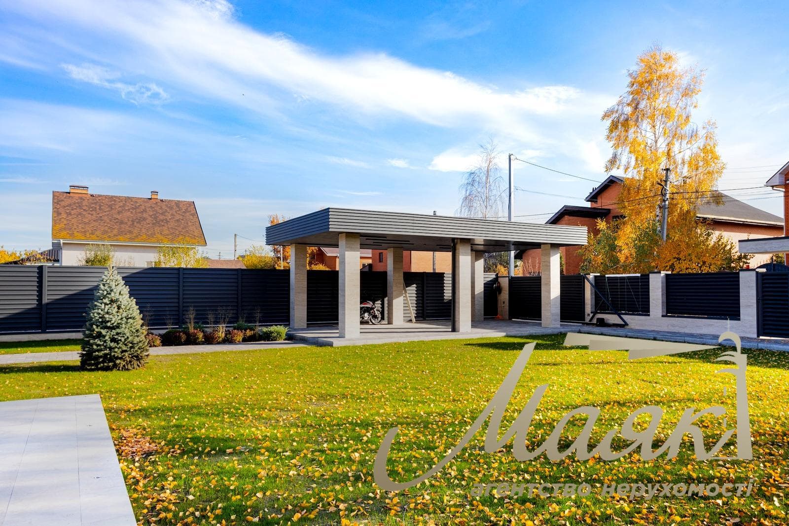 Продажа современного дома 200м2 в с.Гора, Бориспольский район Киевской области Украины, ул. Вишневая