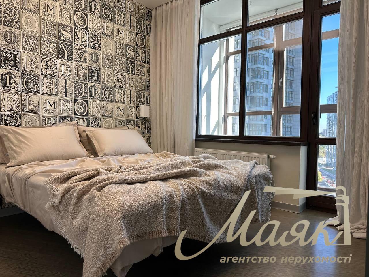 Rent 5-room apartment Residential Complex Novopecherskie Lipki, Verkhoglyada str.