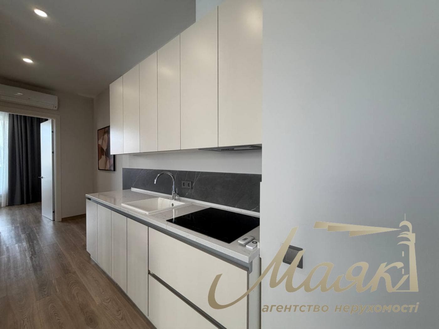 Аренда пенхауса с террасой 210м2 в ЖК Atlantic Residences, ул.Антоновича 118, Дворец Украины.