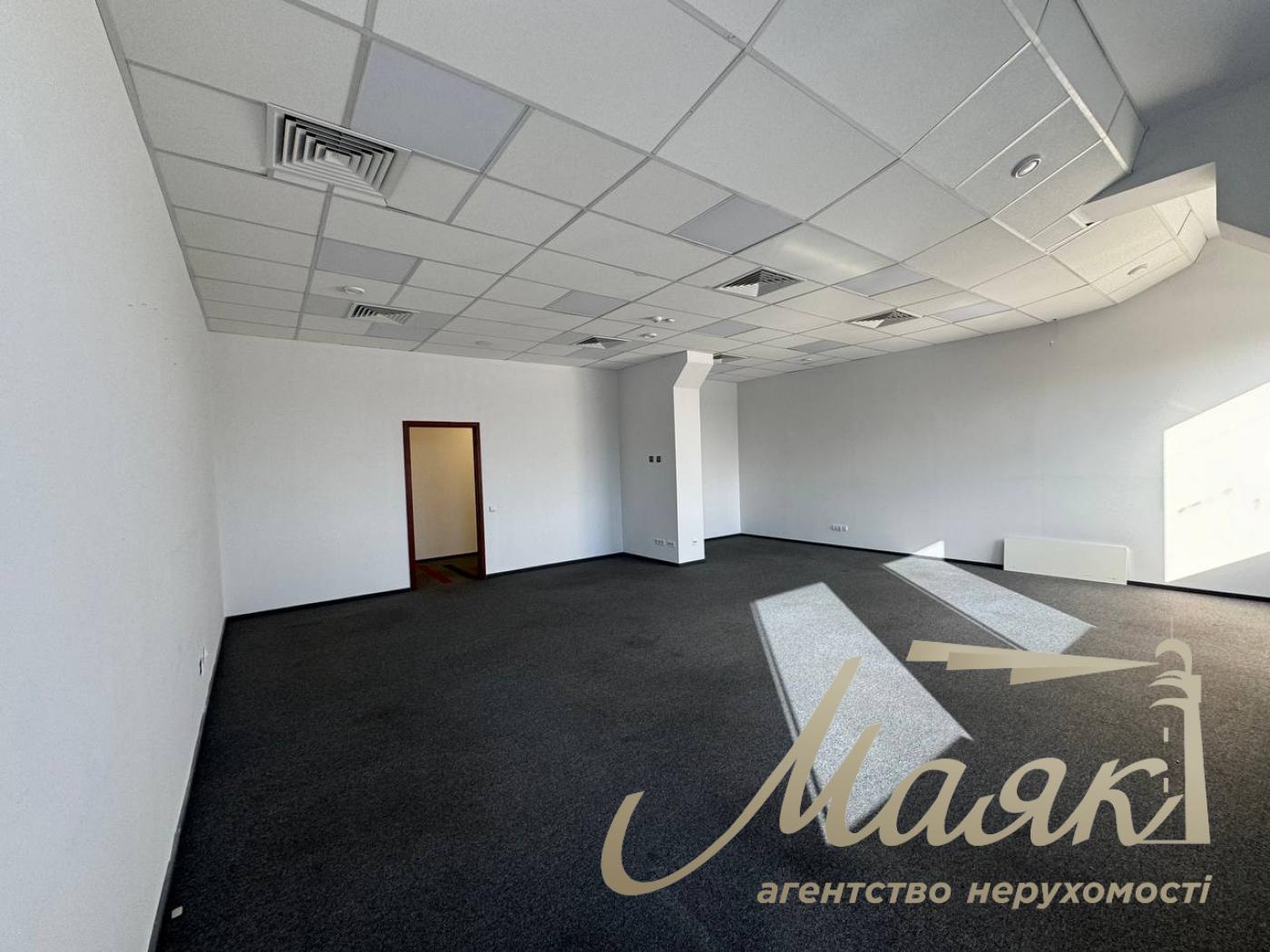 Office for rent 924m2 in BC Merx, Leipzigskaya St., Pechersk