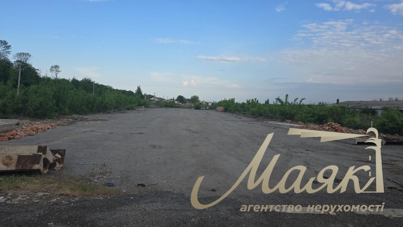 Продаж складських приміщень у с Дибинці