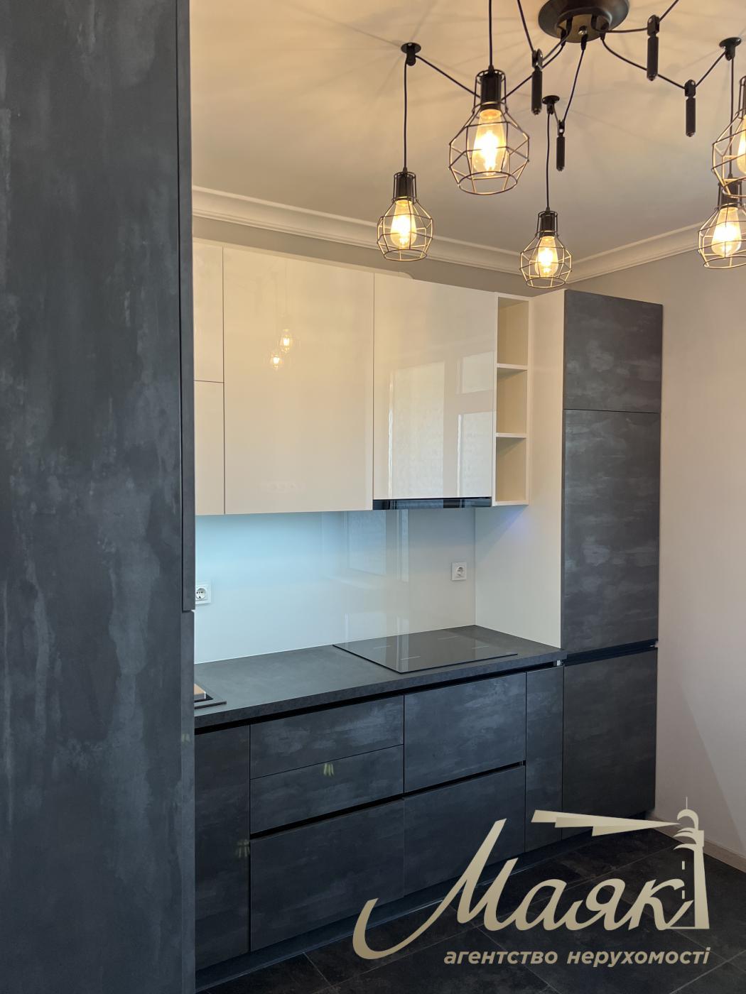 Продаж 1-кімнатної квартири 44м2 ЖК ''Наш дім''