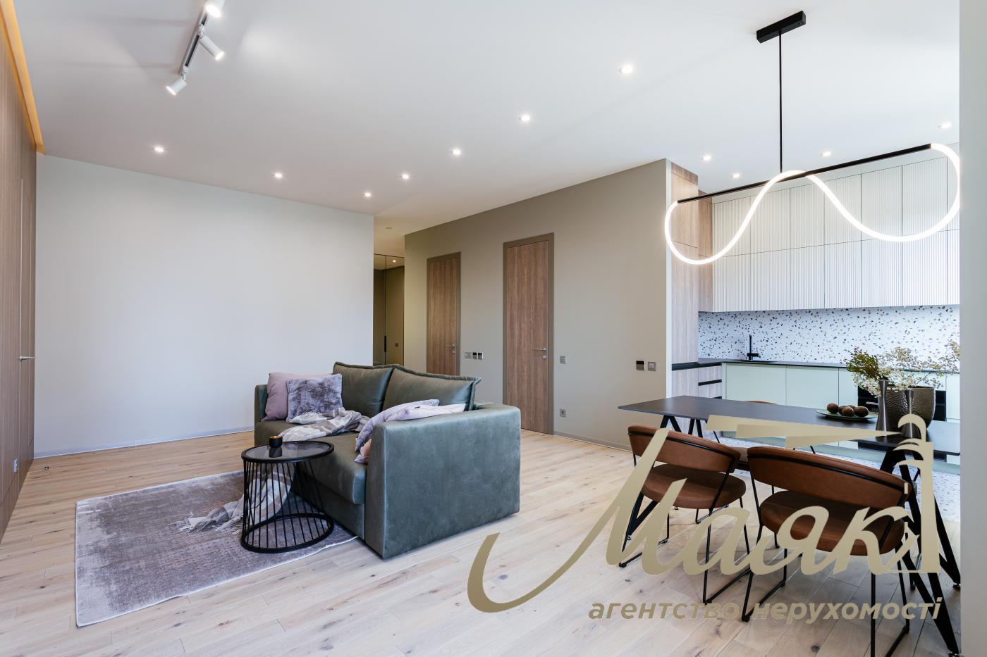 Продаж 3х-кімнатної квартири 86 м2 в ЖК "ЖК RESIDENT Concept House" Володимирська 86а, Київ