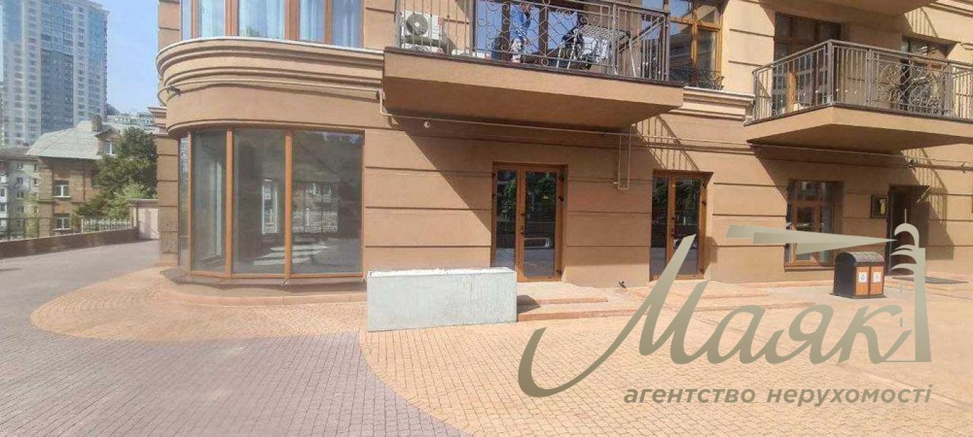 Sale of commercial premises residential complex Pechersk Plaza, Boychuka st.