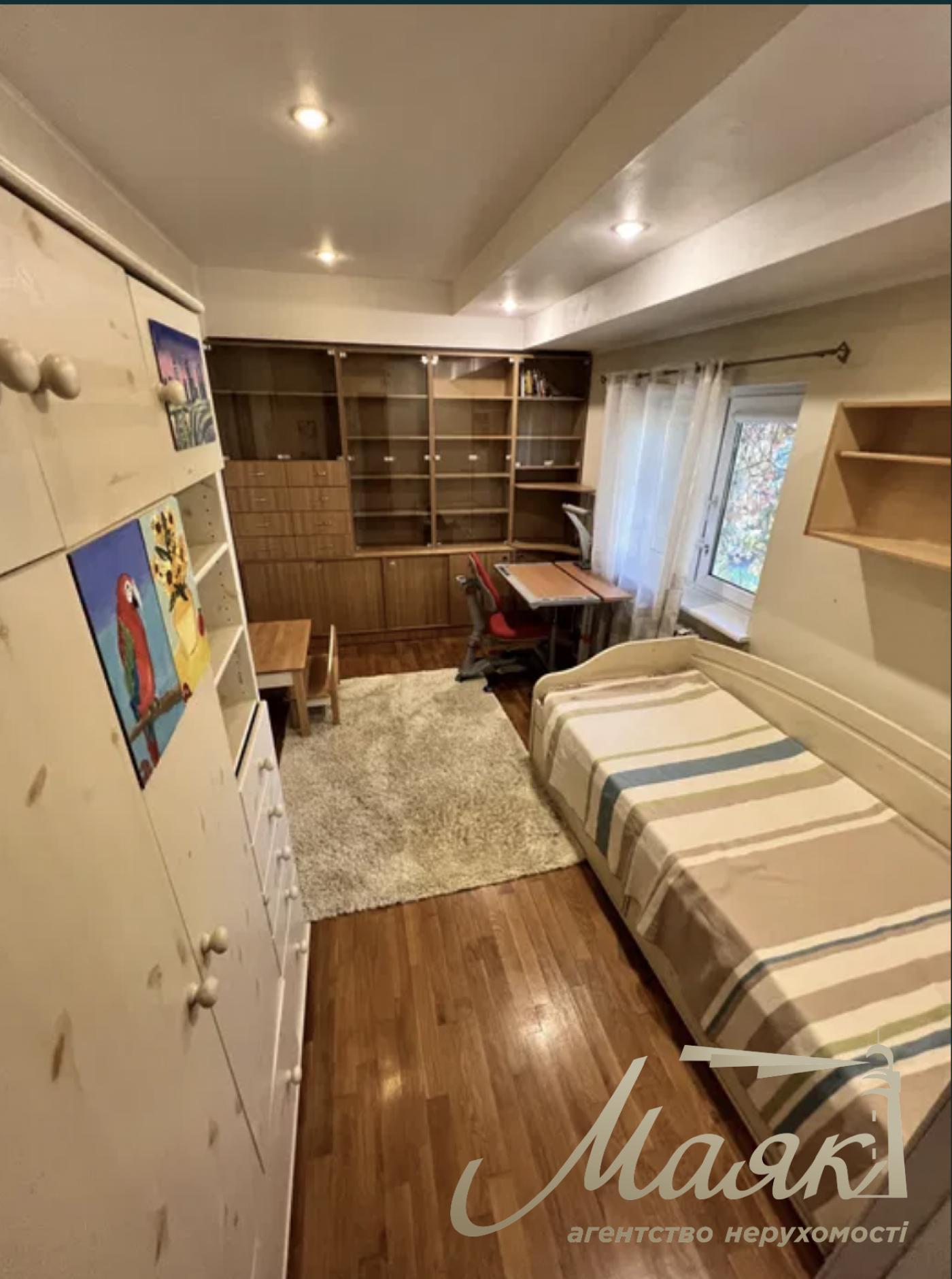 Оренда 2-х поверхового таунхауса 170м2, КМ Кантрі(Козин)