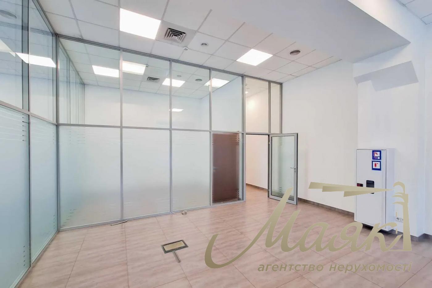 Аренда офиса 588м2 в бизнес-центре Victoria Park, пер. Ахтырский, Киев
