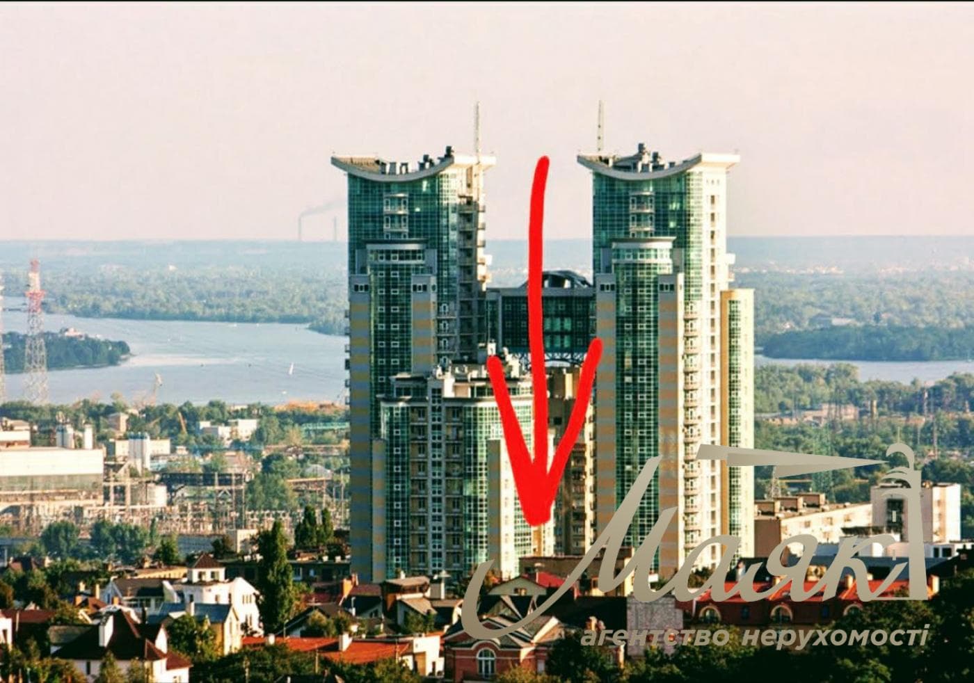 Продаж фасадного приміщення 70 м.кв. вул. Звіринецька, Печерськ