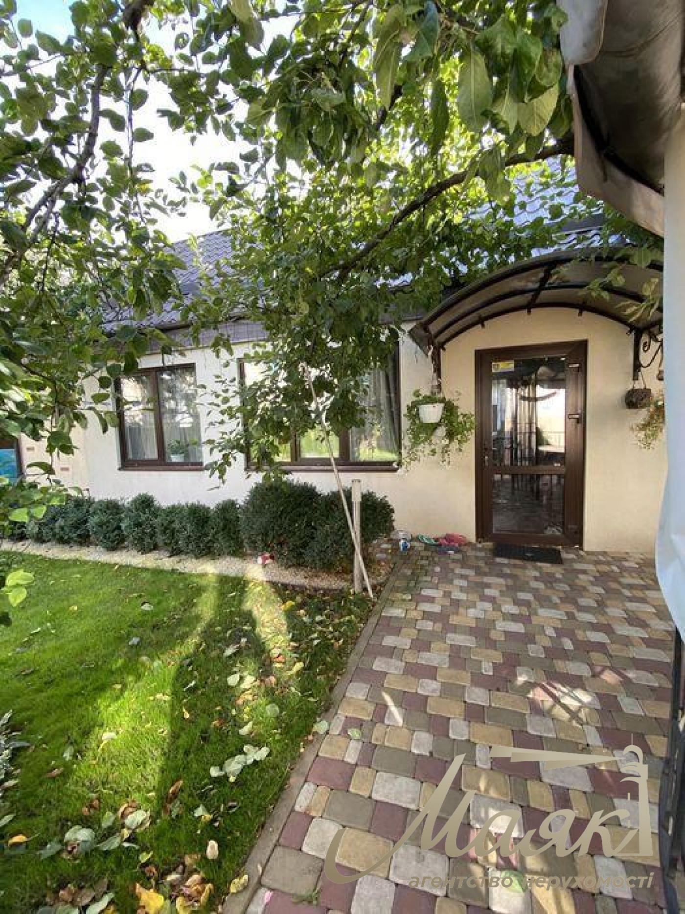 Sale of a 2-story house. Area - 115 sq.m. s. Rozhny, Brovarsky district.