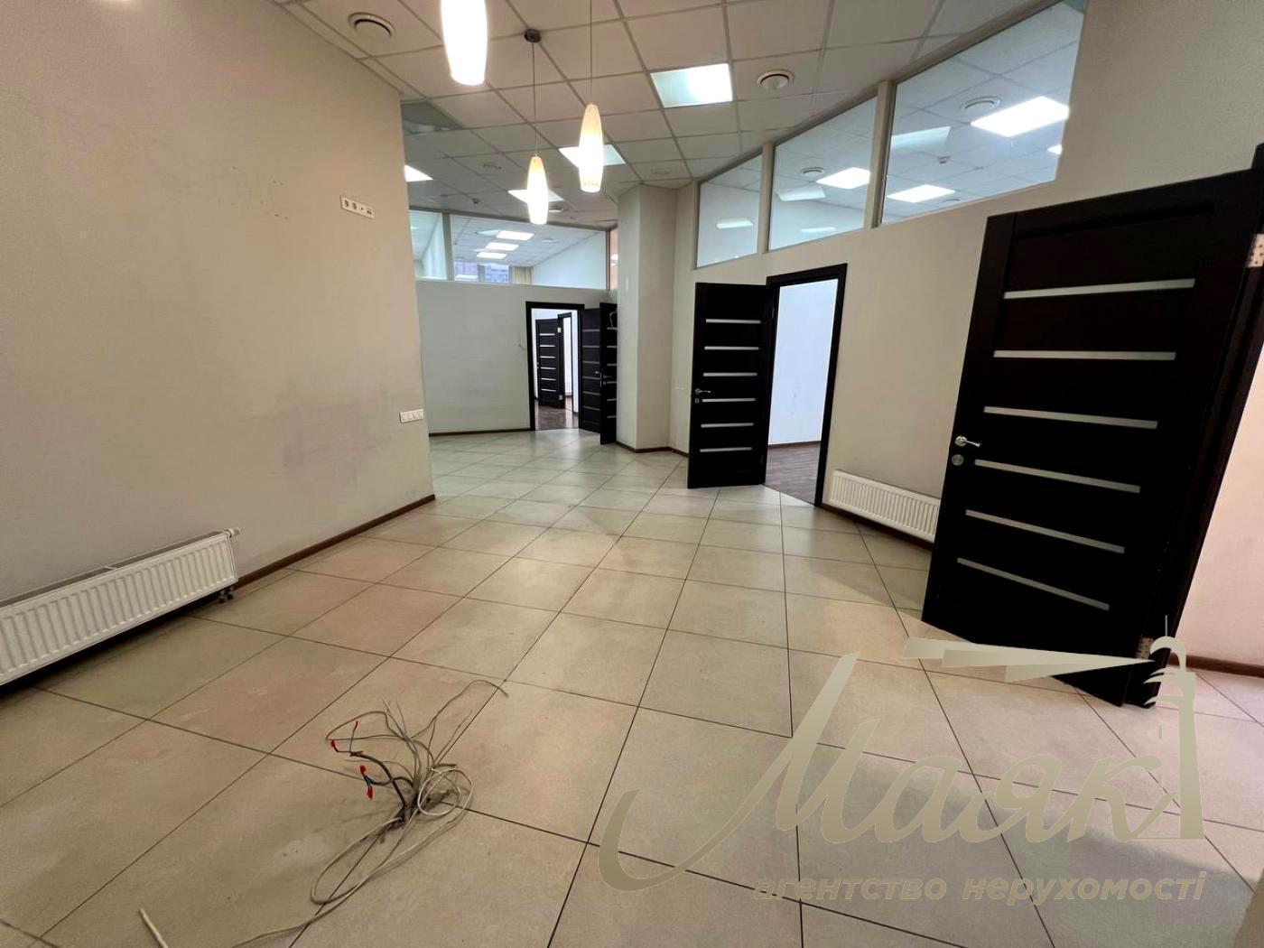 Продажа комерческого помещения 235м2 в ЖК Новопечерские Липки, Андрея Верхогляда ул. (Михайла Драгомирова), 16