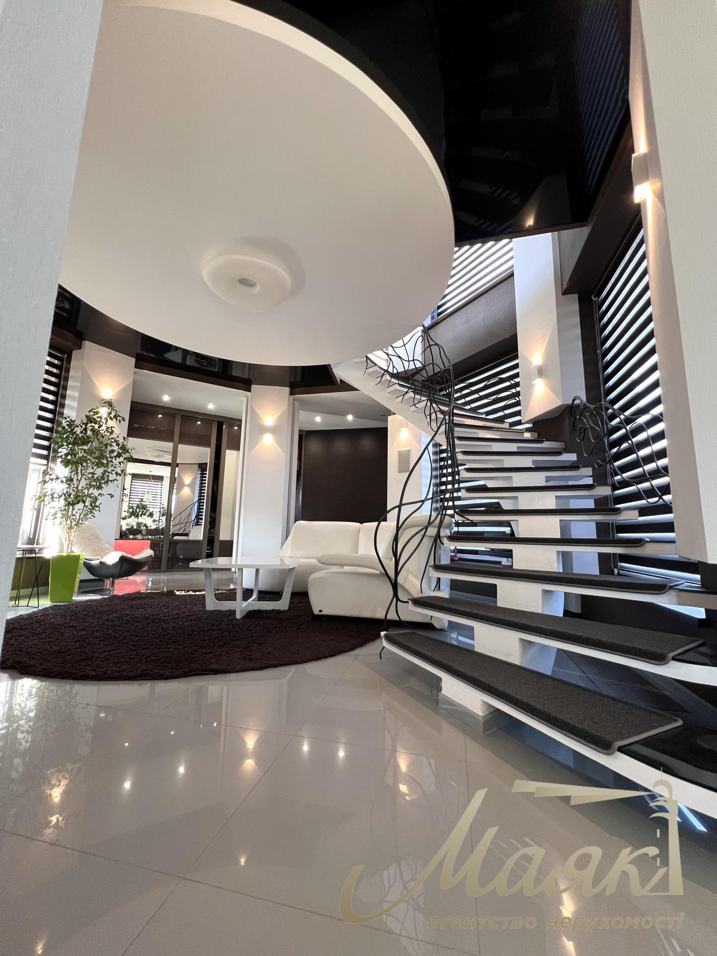 Оренда будинку 220м², Сірецький Гай, стм. Сірець, Шевченківський район, Київ