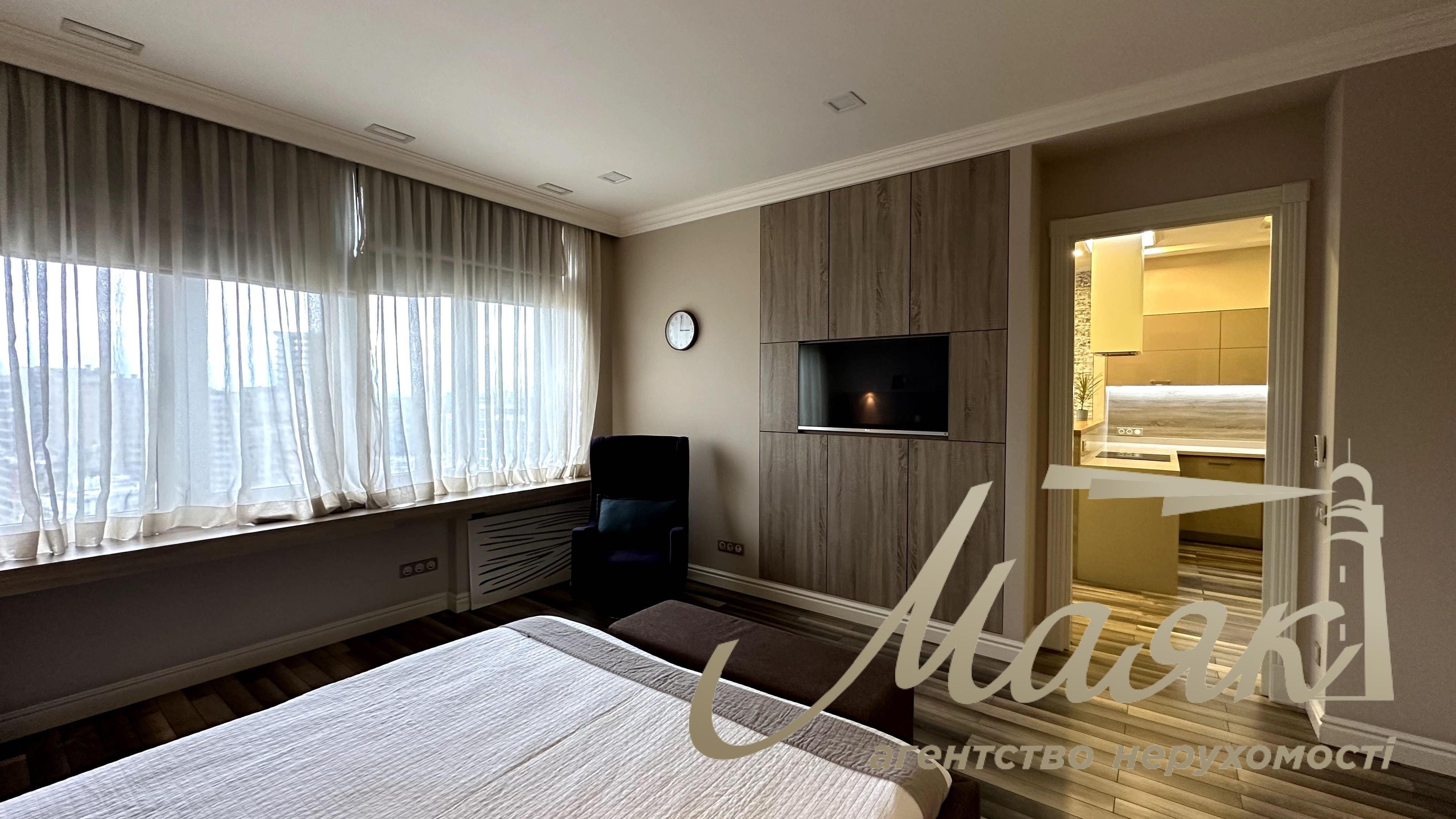 Продаж 1-кімнатної квартири 45м2 з ремонтом у ЖК "Новопечерські Липки", Печерськ.