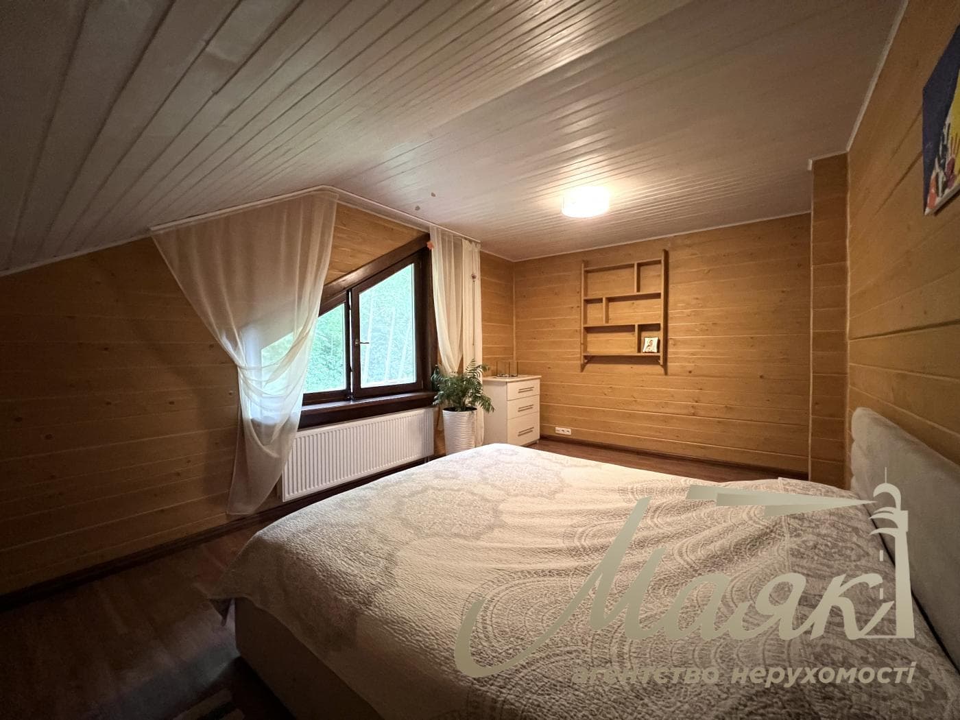 Продажа 2-х этажного дома 200м2, село Белогородка