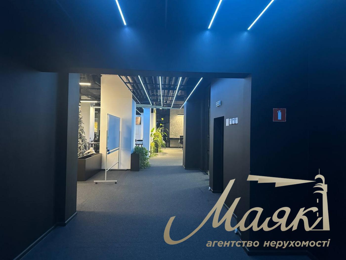 Оренда офісу 680м2 в ЖК Нью Йорк по вул.Антоновича 74, Олімпійська
