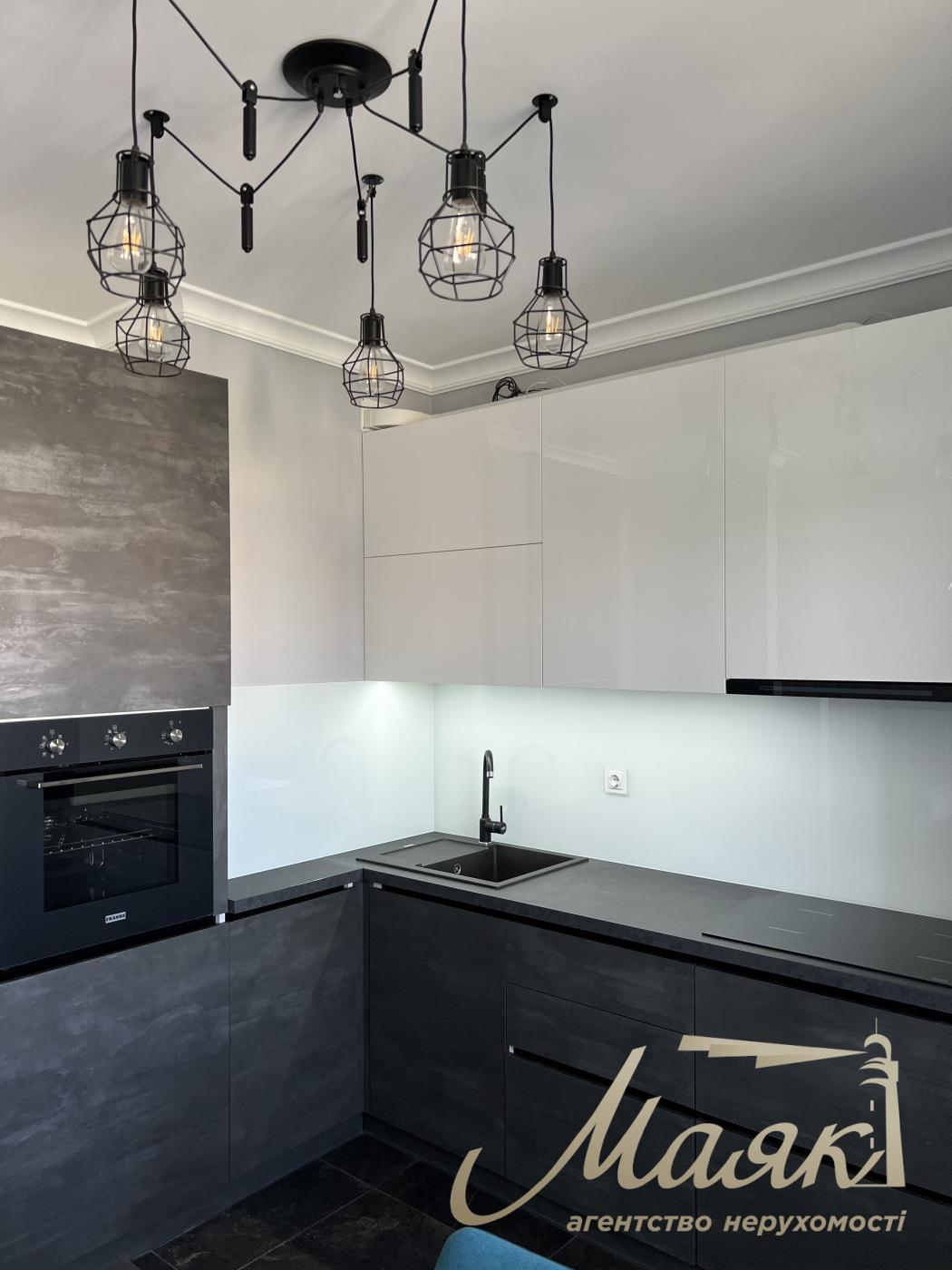 Продаж 1-кімнатної квартири 44м2 ЖК ''Наш дім''