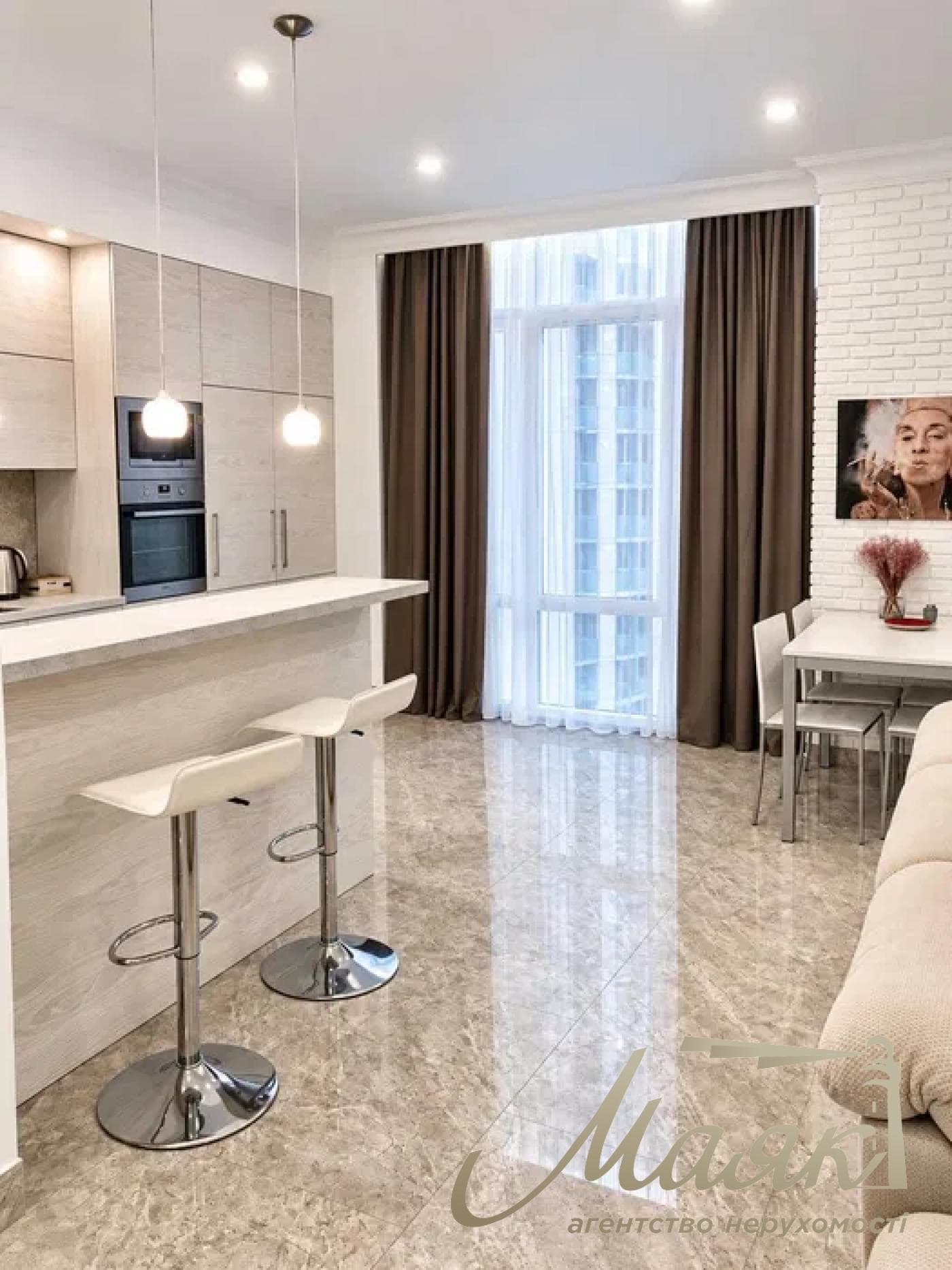2-Bedroom Apartment for Rent in the Boulevard of Fountains Residential Complex, 86 sq. m.