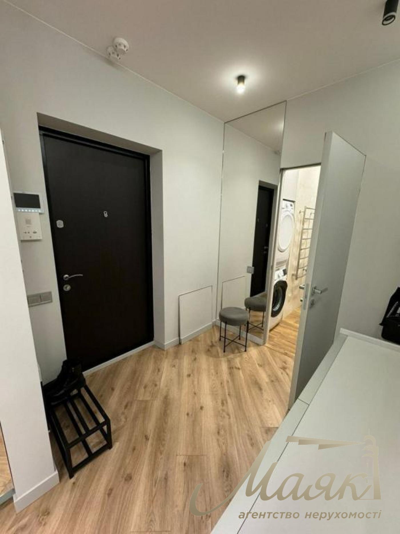 Оренда 4-х кімнатної квартири, 86 м2 ЖК Французький квартал 2 Маккейна Предславинська