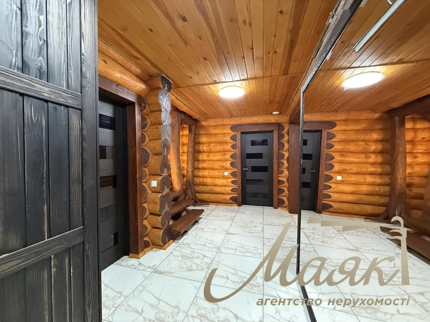 Оренда 3-поверхового будинку площею 280 м², Голосіївський район, Мишеловка