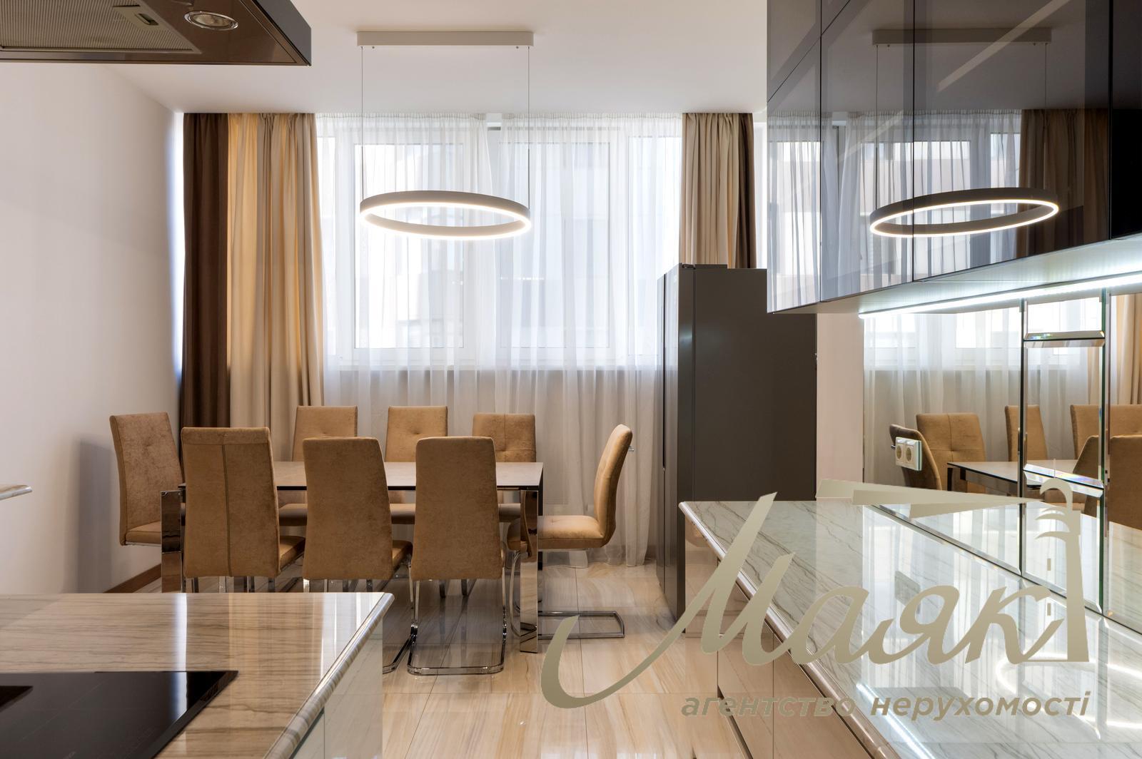 Оренда 4-х кімнатна квартира в ЖК Новопечерські Липки, Печерський район.