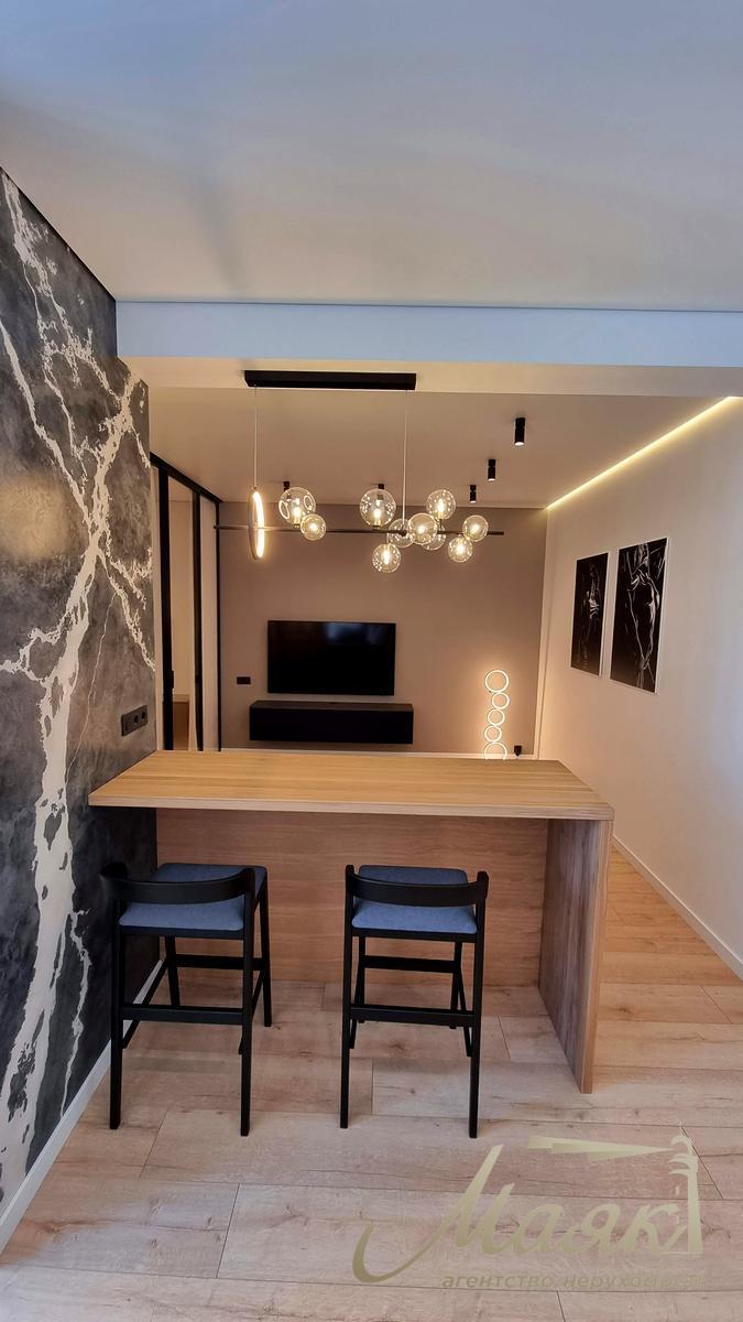 Оренда сучасної студії 60м2 у ЖК "Новопечерські Липки" Андрія Верхогляда/Драгомирова 17, Печерський район, Київ.