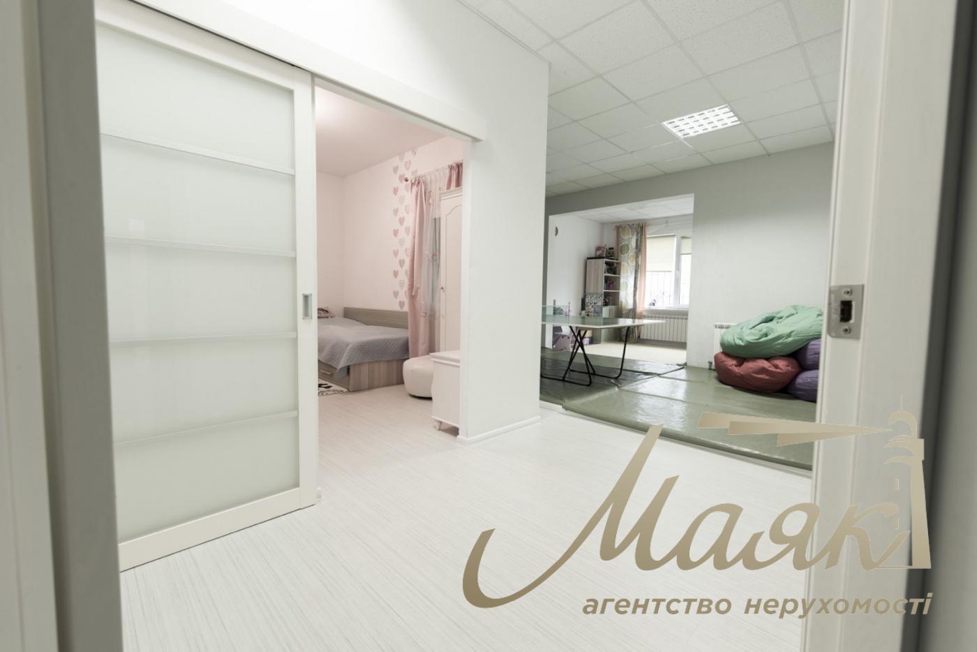 Продаж будинку (292м2) Оболонь, Київ