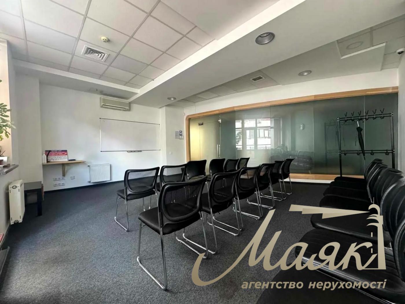 Аренда офиса 240м2 на пр.Берестейский 31, КПИ