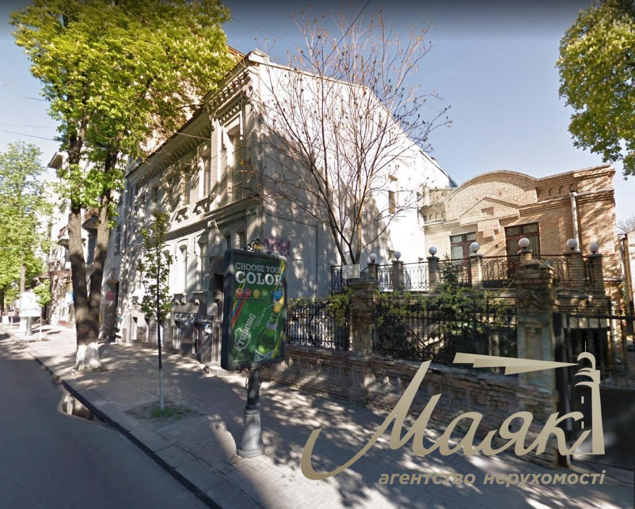 Office building with renovation for sale on Bolshaya Zhitomirskaya street! Business center of the city. Kyiv