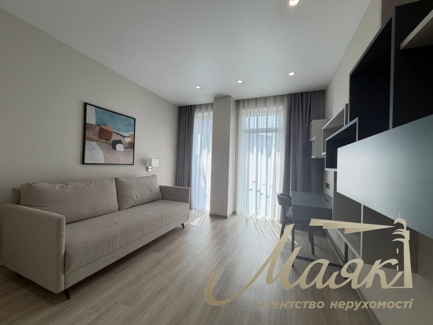 4-room apartment for rent in the Atlantic Residences complex, 118 Antonovycha St., Downtown.