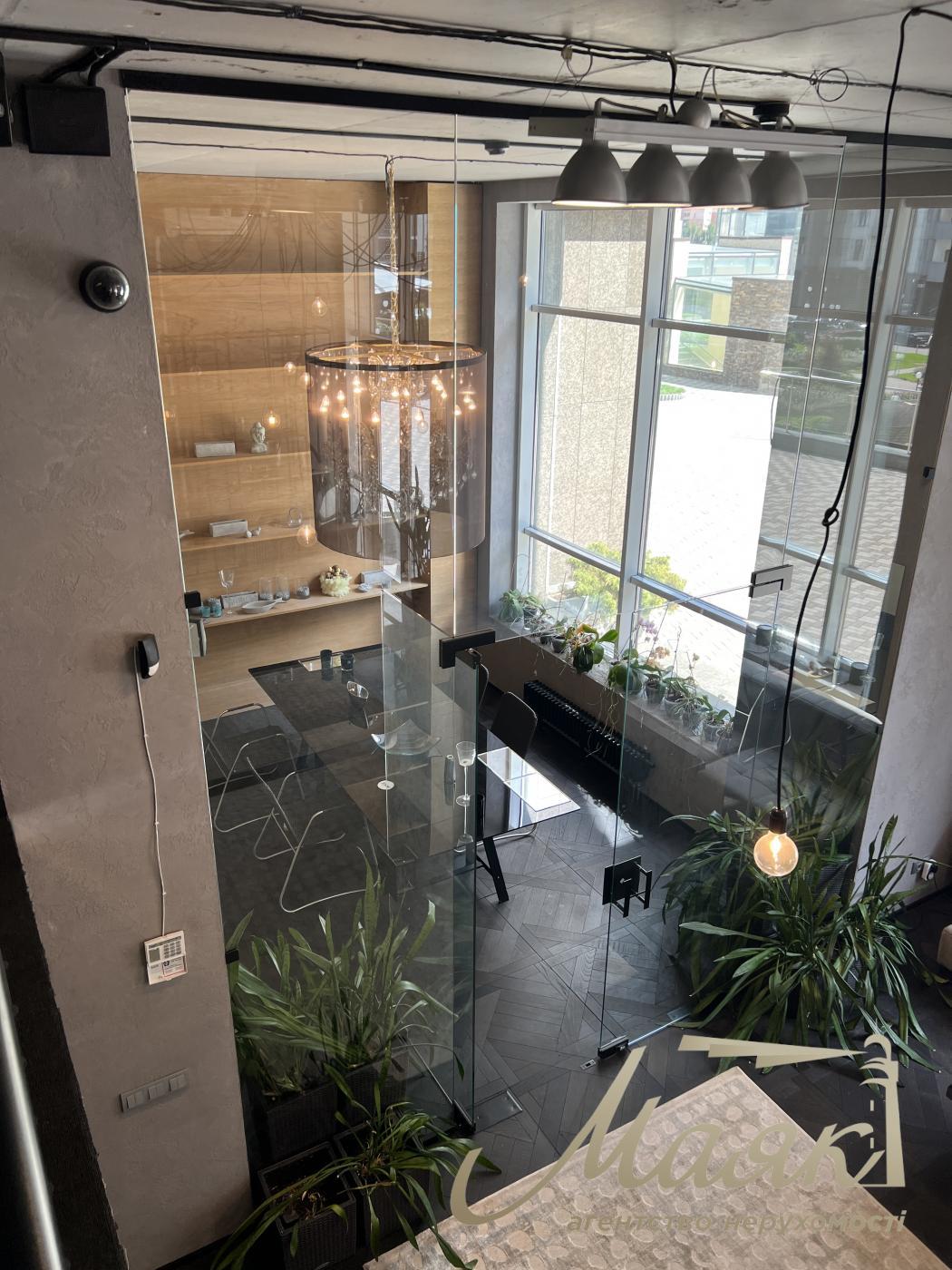 Оренда фасадного приміщення 80м2 в ЖК Новопечерські Липки