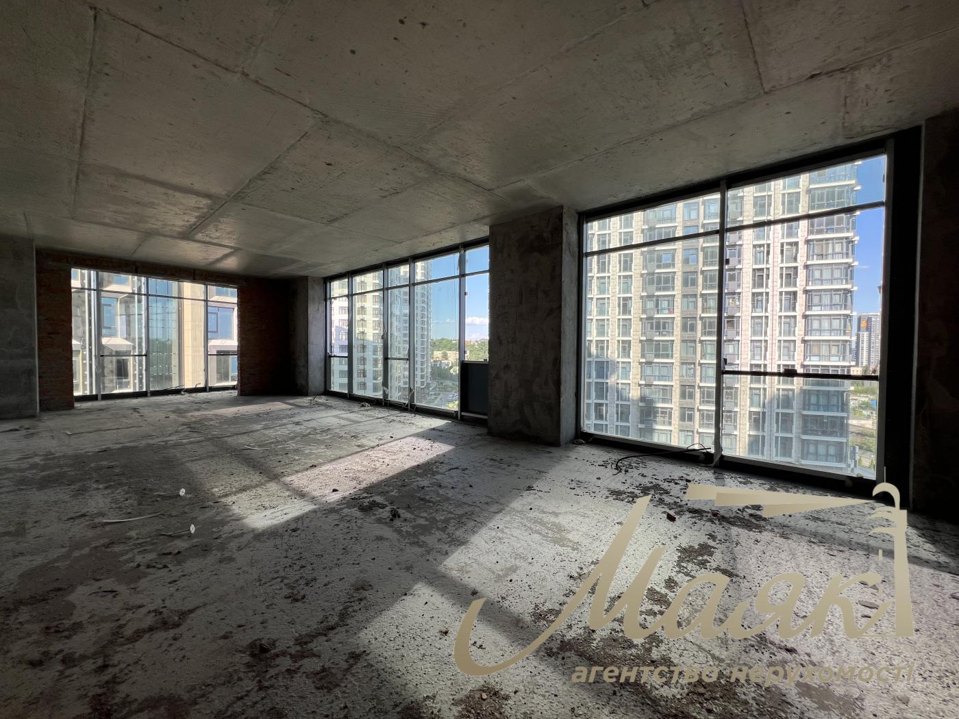 Продажа 3х-комнатной квартиры 131.79м2 в ЖК новопечерские липки, ул. Андрея Верхогляда/Драгомирва, Печерск, Киев