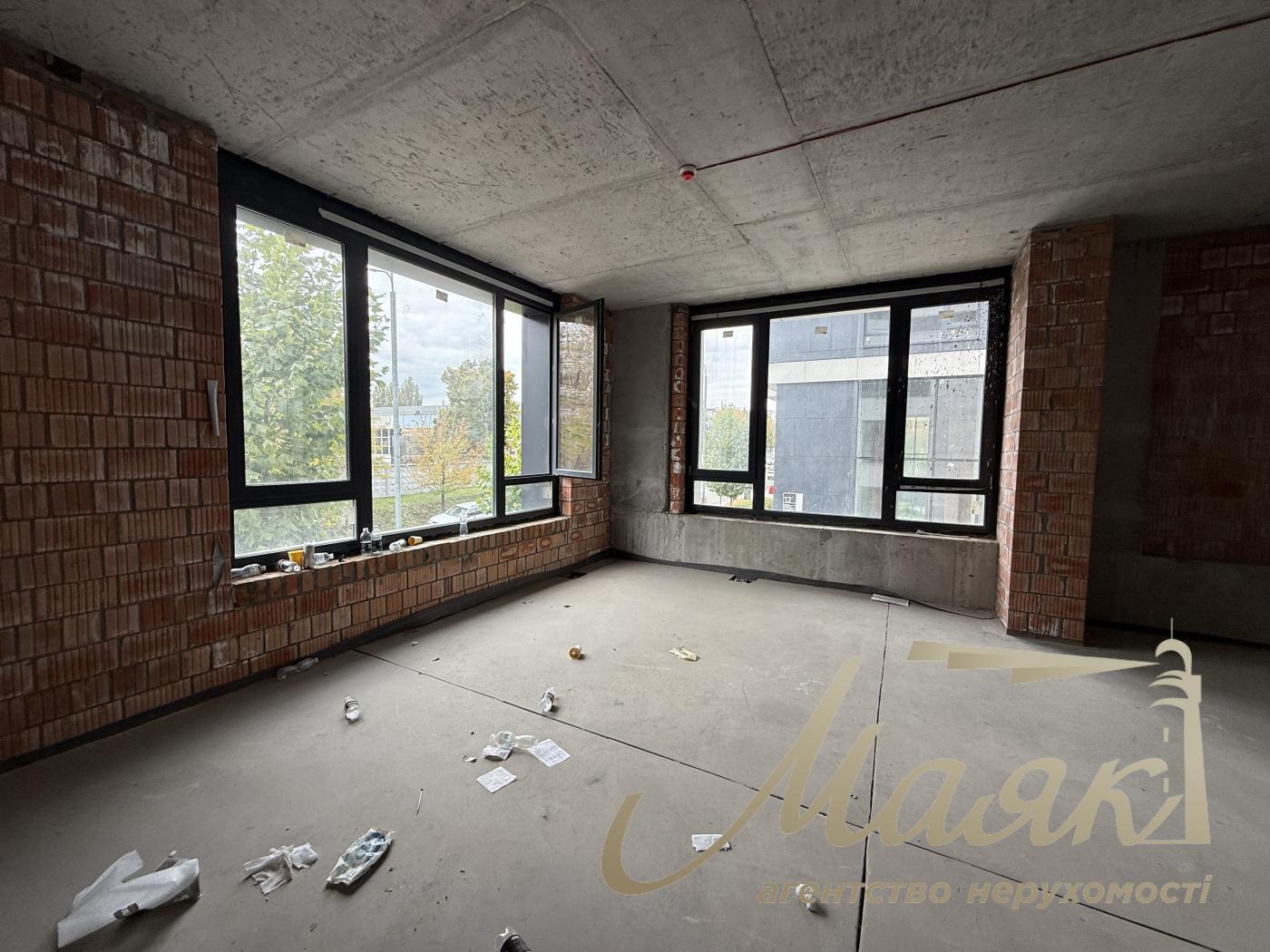 Продажа фасадного помещения 271 м² в ЖК UNIT.Home, ул. Гарета Джонса, Шевченковский район.