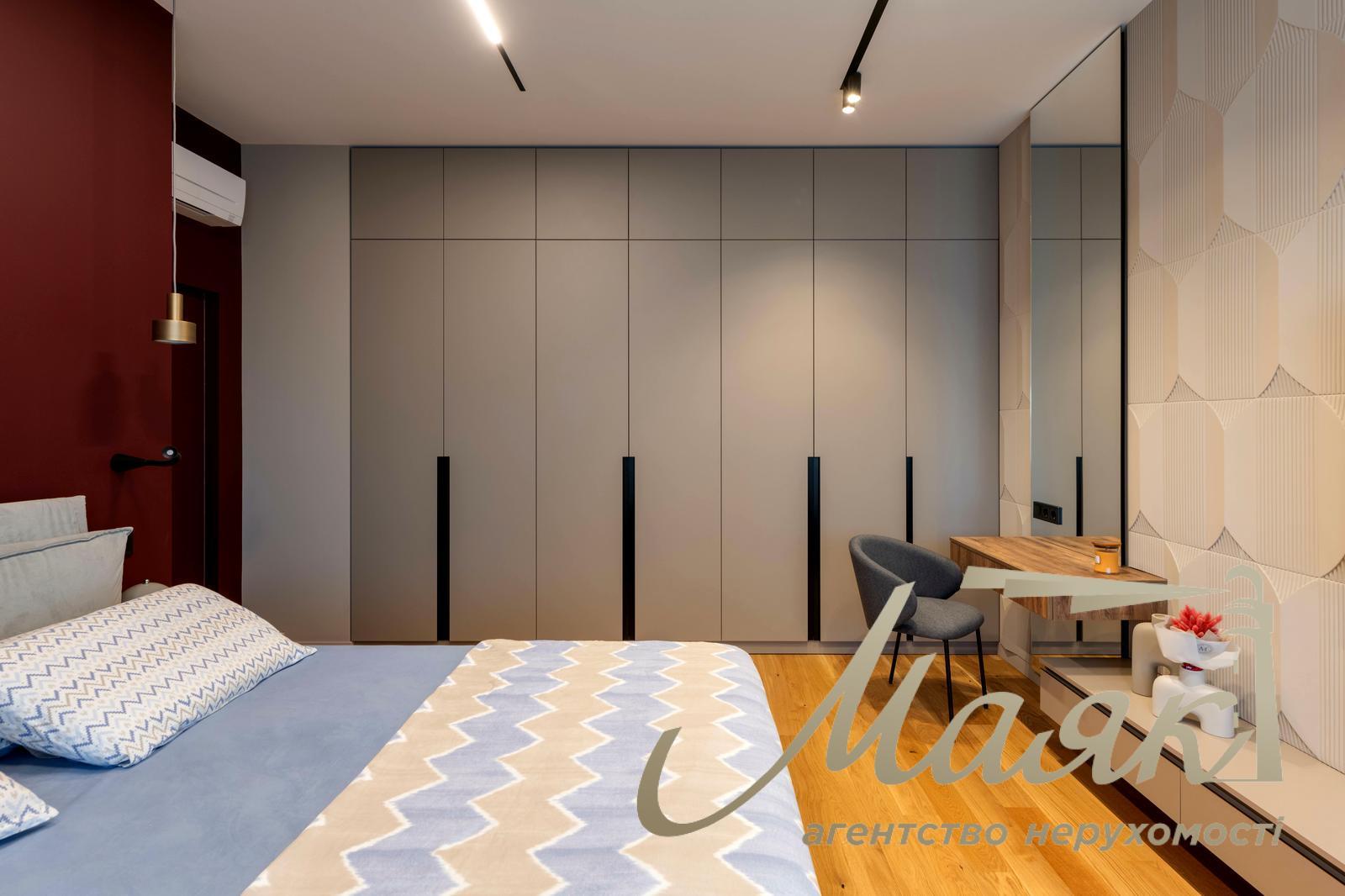 Продаж 4-х кімнатної квартири в ЖК River Stone вул. Трускавецька 10-Г