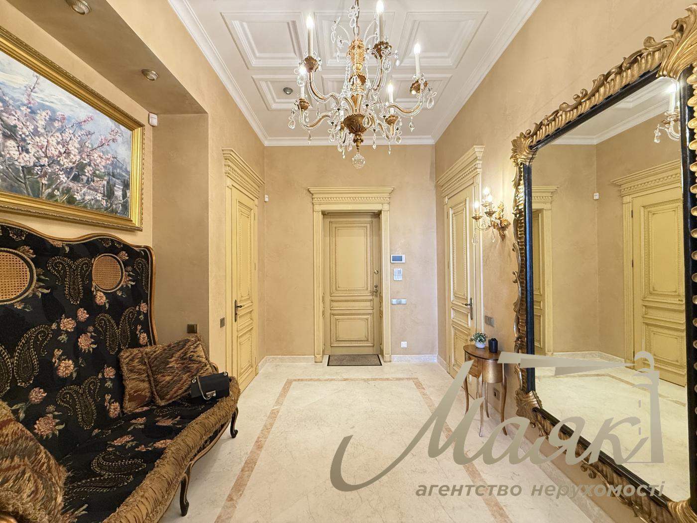 Аренда видовой 3к квартиры 245 кв. м на ул. Паторжинского 14, Центр, Шевченковский район