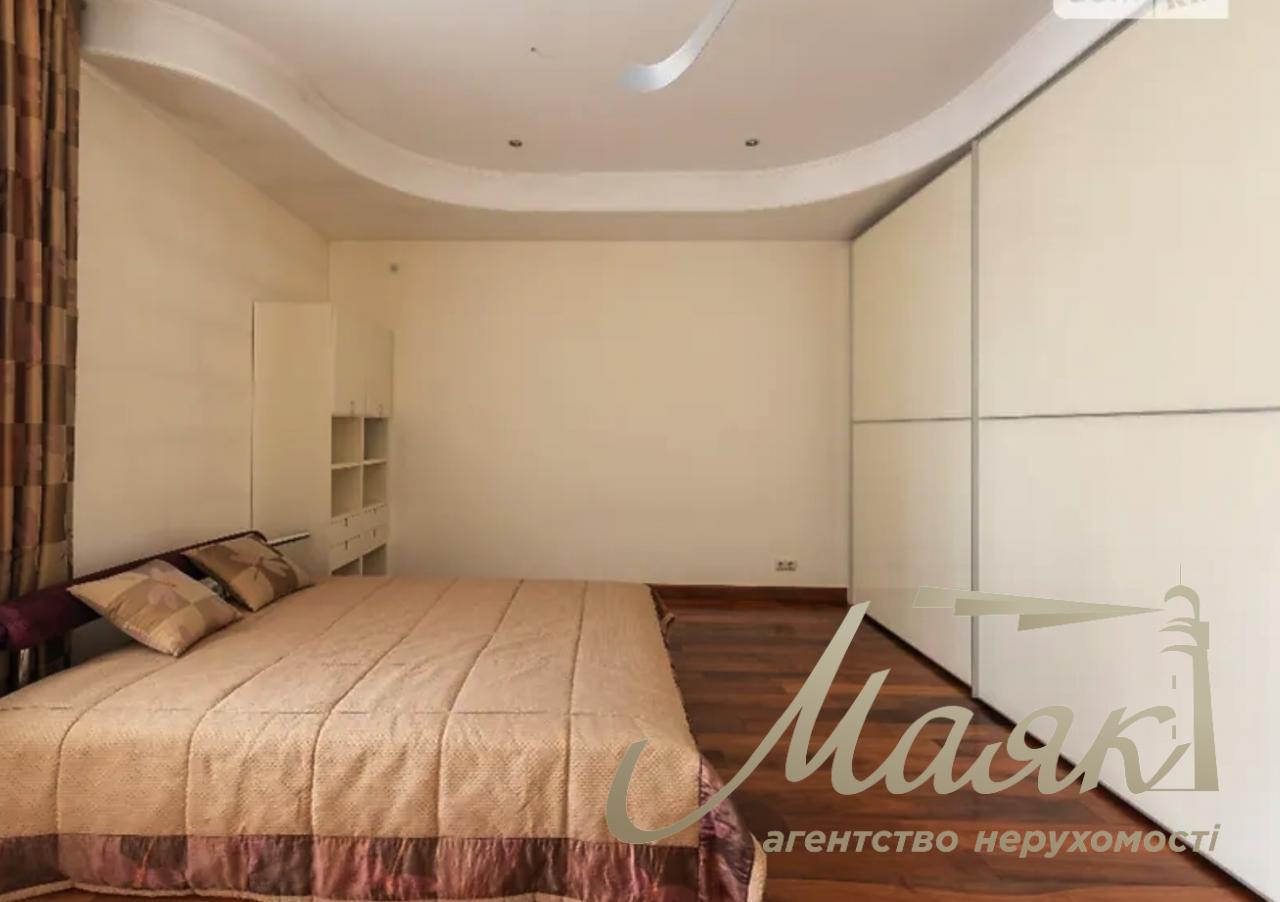 Sale of 4-room apartment Staronavodnitskaya 13 residential complex Volna