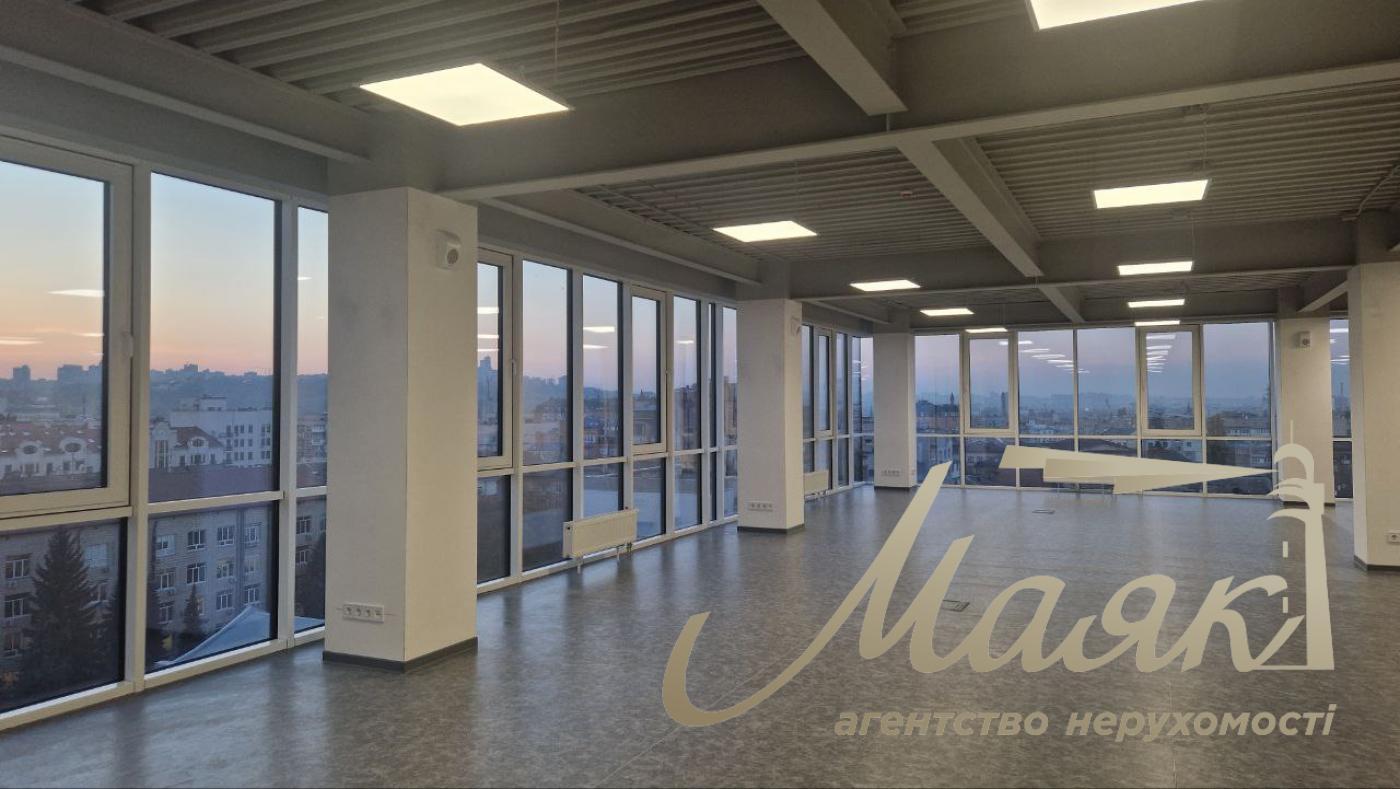 Оренда  Офіс 500 м² , БЦ «Stoik  , Подол, Киев