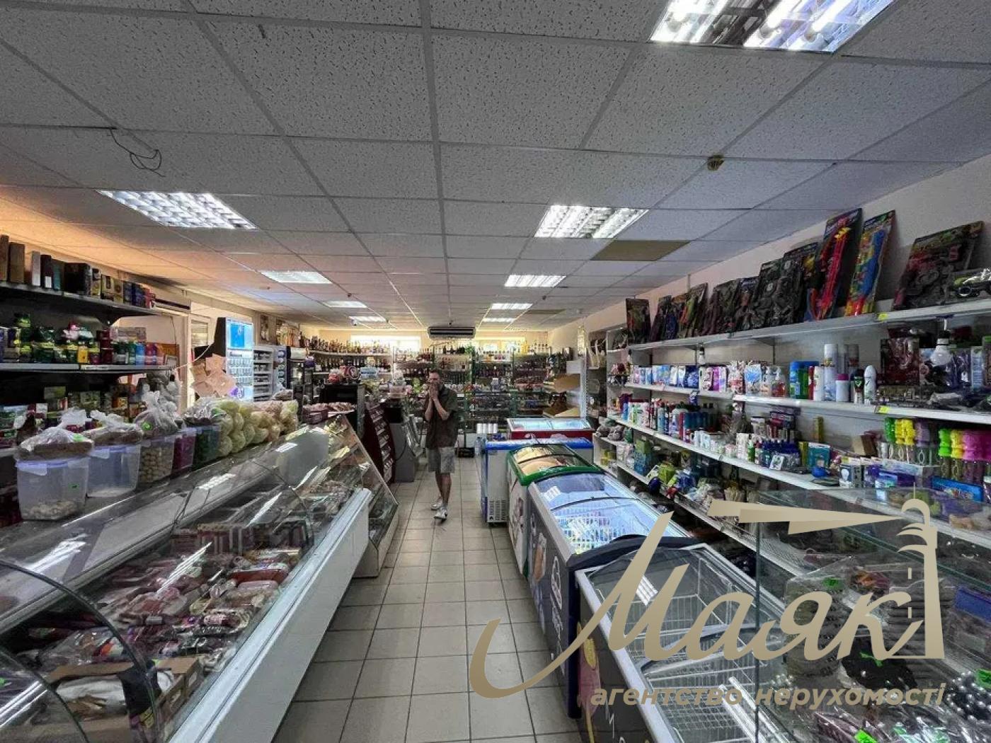 Продажа целого здание, ул. Автозаводская, Минский массив, Киев