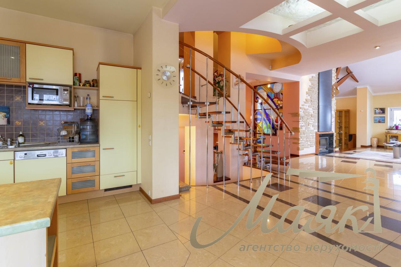 Sale of a house in the residential complex "Golden Gate", Kozin village.